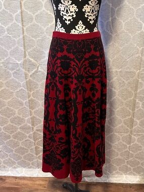 Soft Surroundings Red/Black Baroque Damask jacquard knit midi/maxi skirt sz M